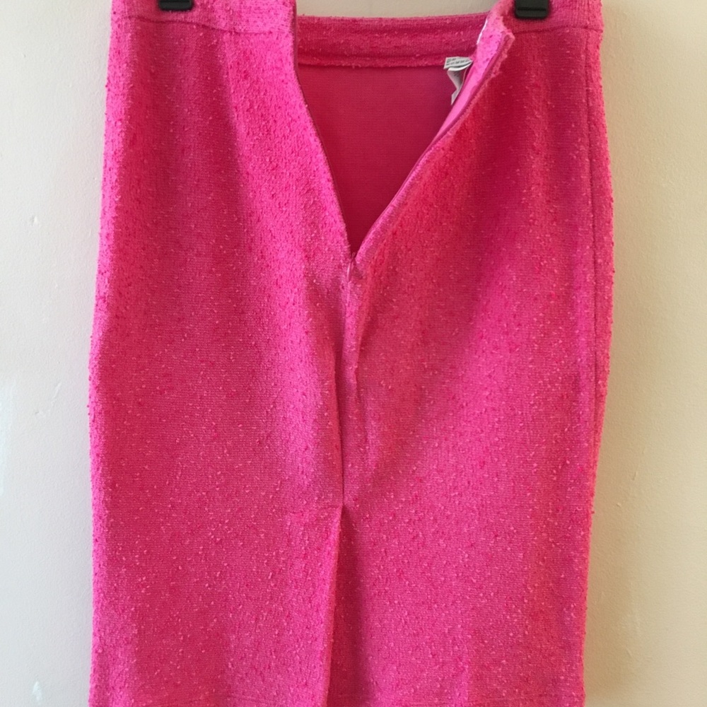 Skirt - Picture 2 of 7
